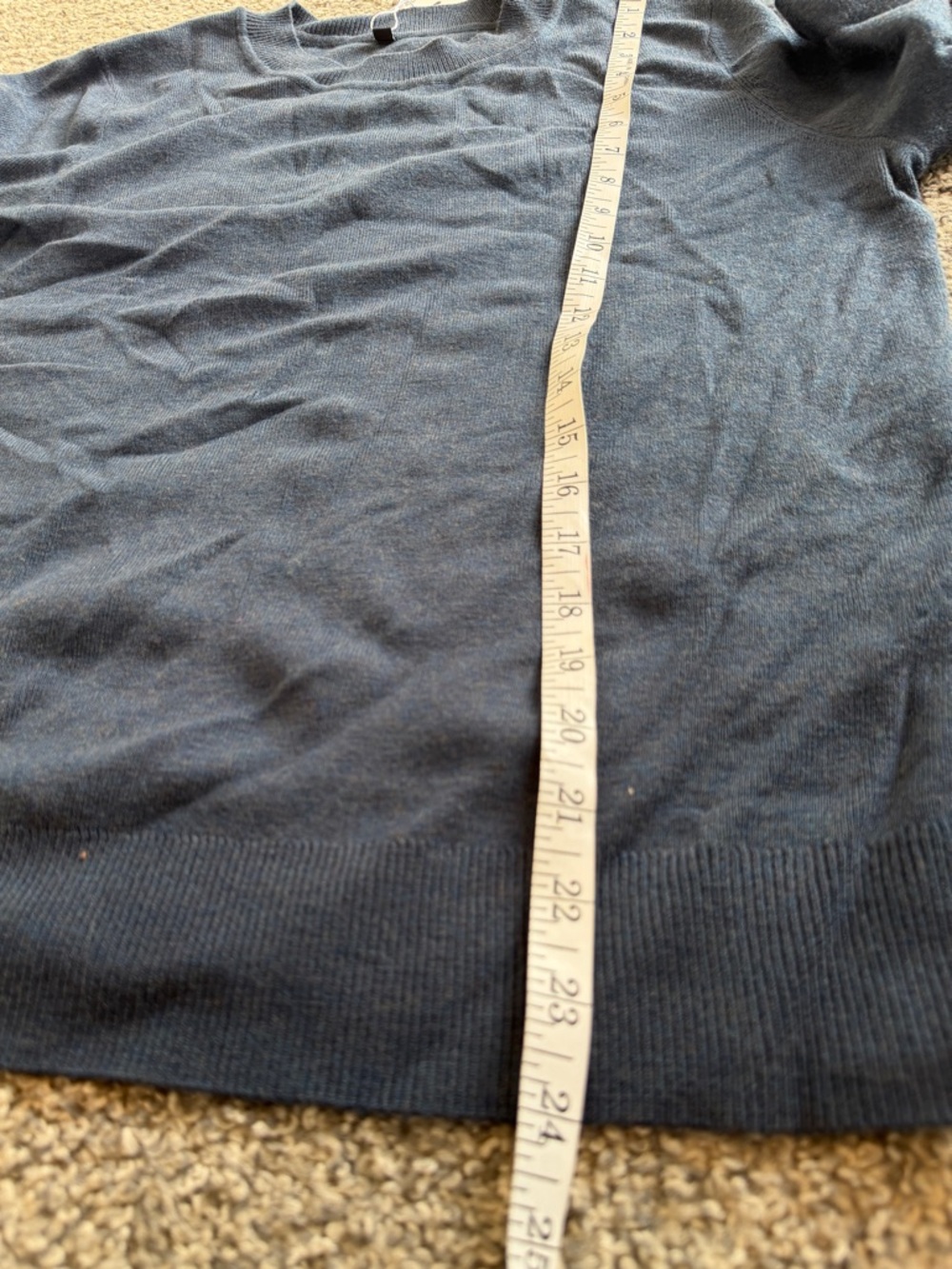 Classic Women's Crew Neck Sweater - Blue - Picture 14 of 16